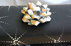 Black and White Dotted Stars Gift