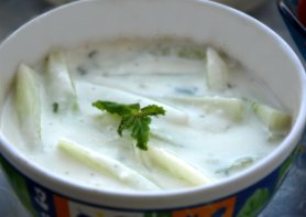 Cucumber with Mint and Yogurt