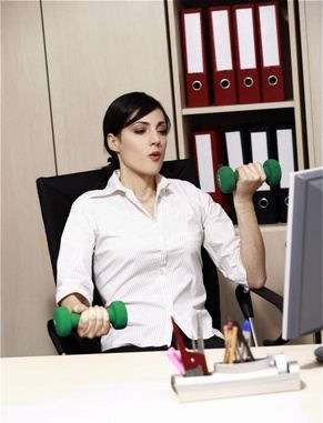 Tips for avoiding weight gain at work place by proper eating and working out when in office