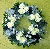 Silver-White Wreath