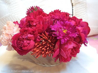 'Pretty in Pink' Low Flower Arrangement