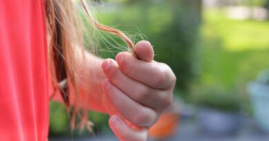 Vitamins and Minerals You Need To Reduce Hair Loss