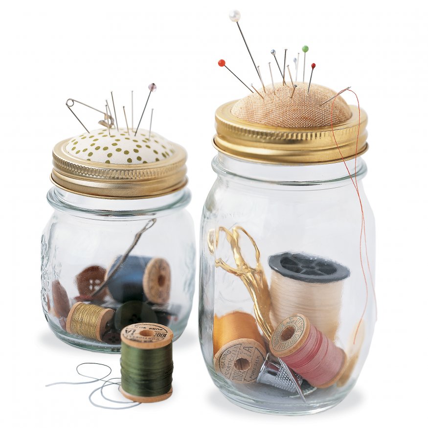 mason jar sewing kit idea