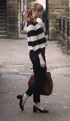 Black and white outfit with low heels