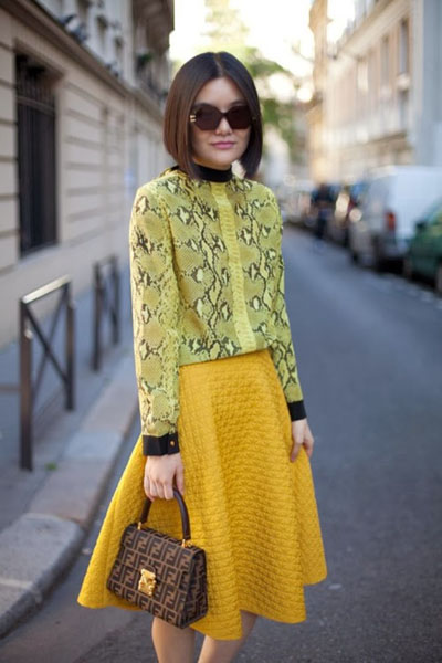 Outfit Inspiration - yellow snakeskin top with quilted knee length skirt