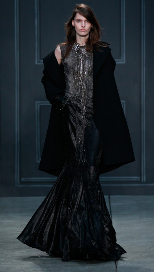 Vera Wang Metallic Black Outfit