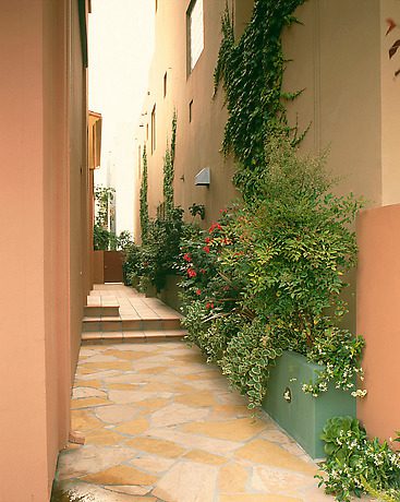 Mediterranean Design Passageway - Mediterranean Design Ideas