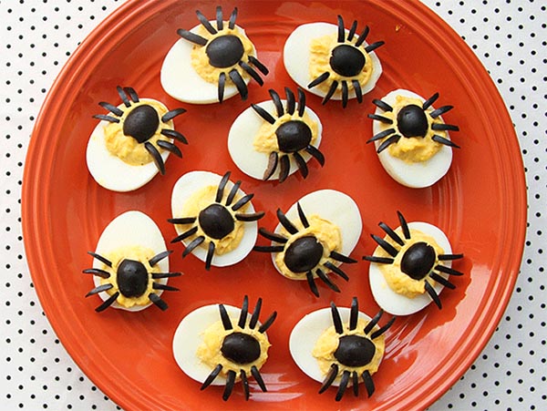 spider egg snacks for halloween