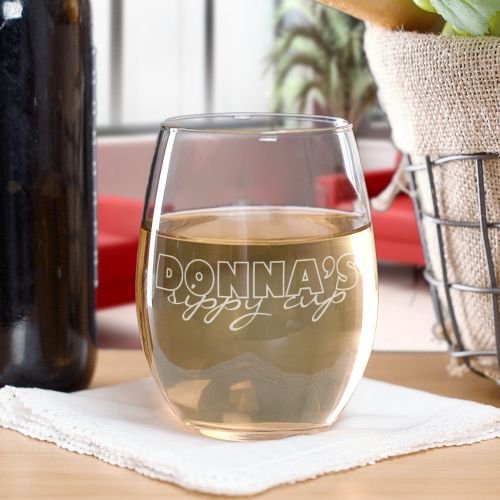 Personalized Wine Glass - Inexpensive Christmas Gift Ideas