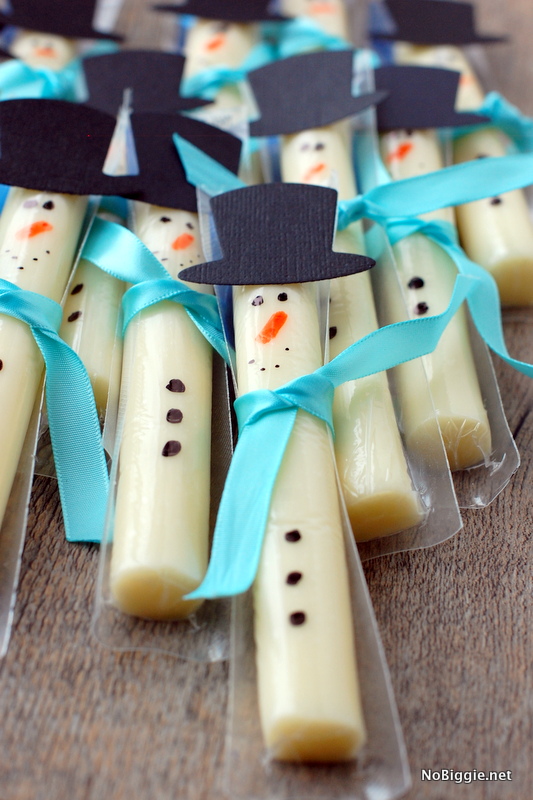String Cheese Snowmen - Healthy Party Food for Kids