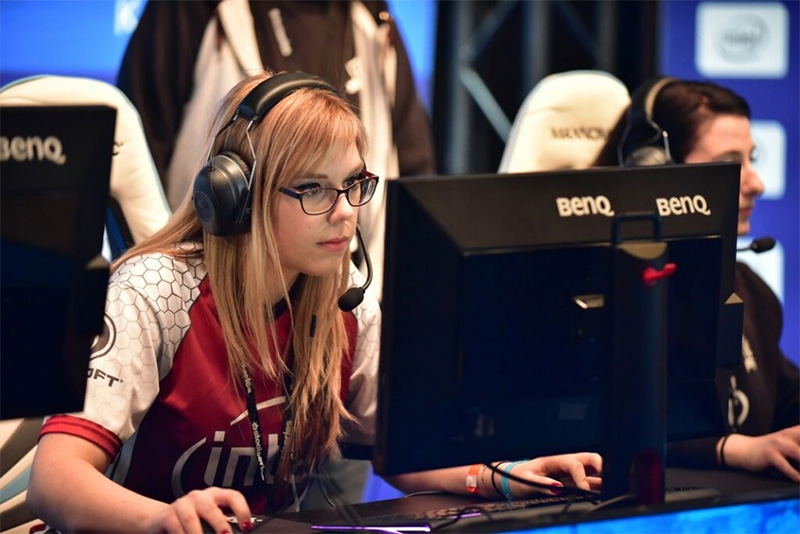 Women aged over 35 continue to outnumber men of the same age when it comes to online gaming