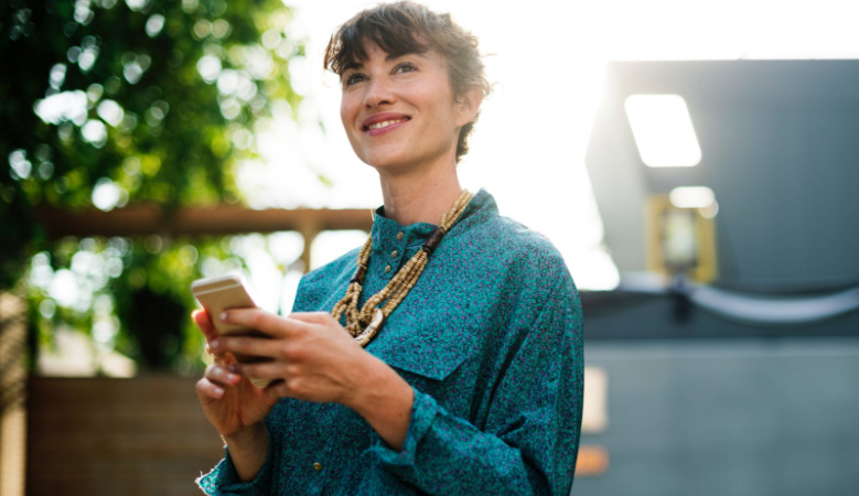 Mobile Phone Tips 101 for Female Entrepreneurs