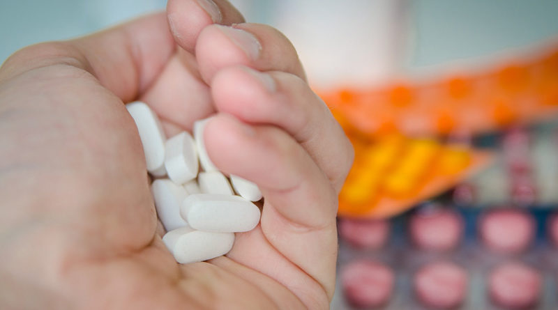 The Tell Tale Signs Your Husband Is Addicted To Prescription Drugs