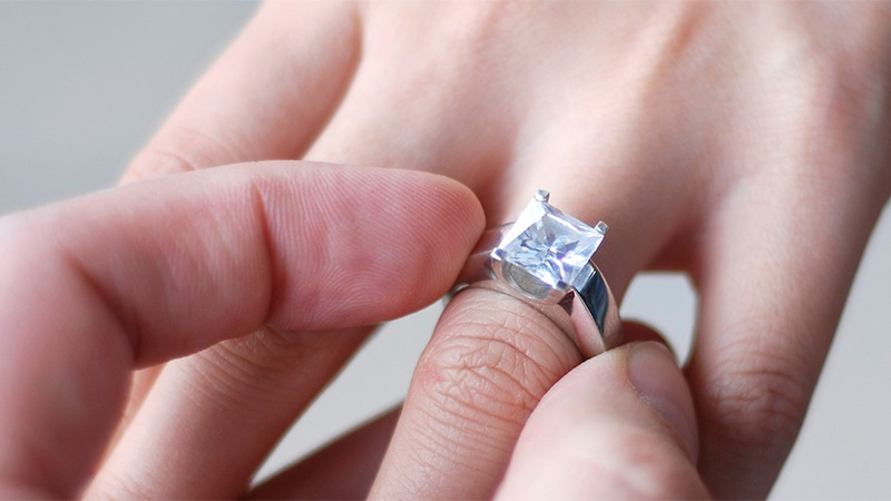 The Evolution Of Diamond Engagement Rings