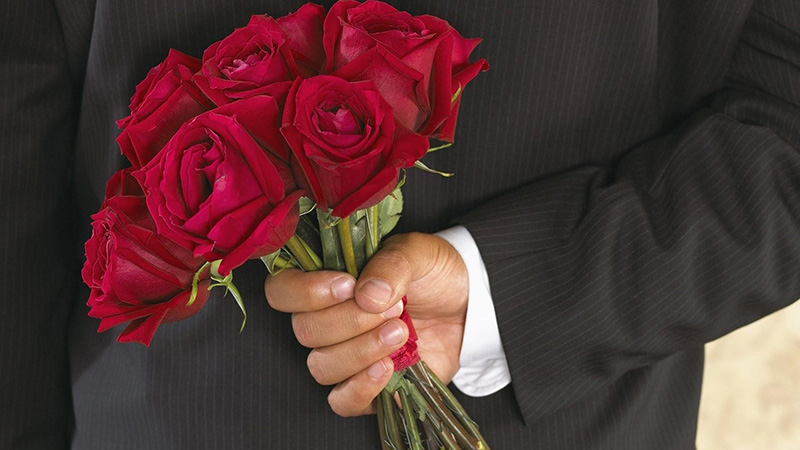 94% of UK Men Send Flowers for Valentines Day