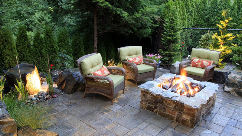 Functional outdoor spaces - backyard fire pit