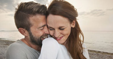 5 Simple Rules for Becoming a Happy Couple