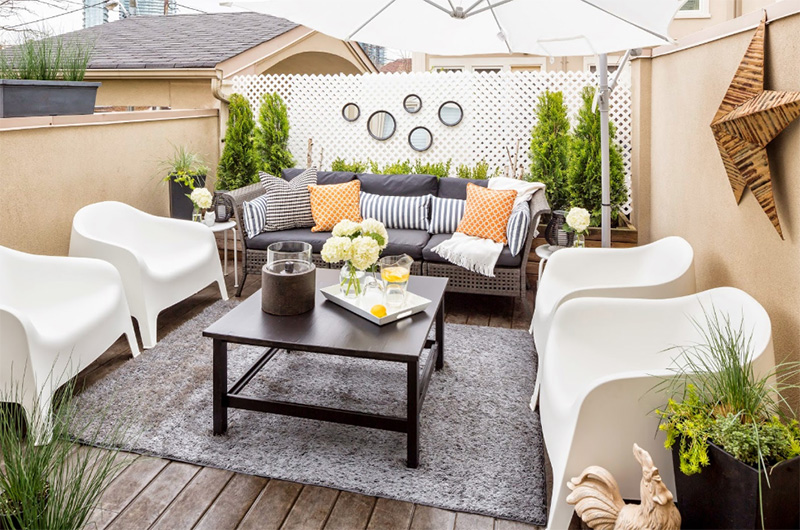 outdoor seating
