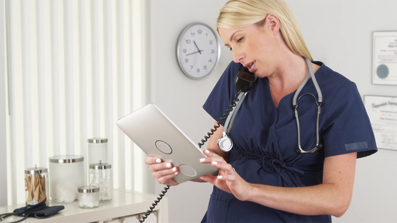 4 Tips Every Mom Should Know When Working While Pregnant in the Medical Field