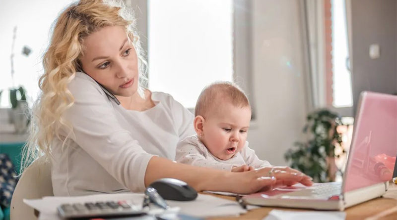 How to Juggle Being Both a Working Mother and a Single Parent