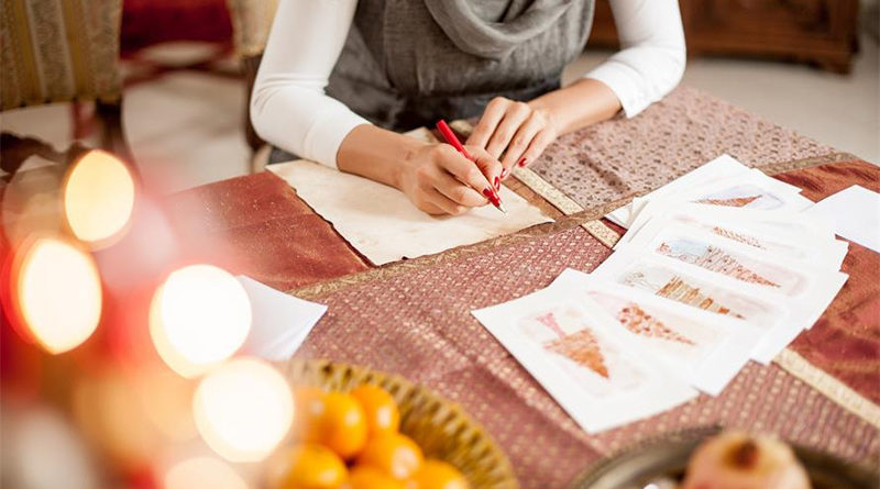 Etiquette Tips for Sending Holiday Cards