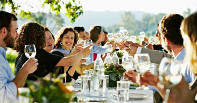 Hosting a Family Get-Together on a Budget