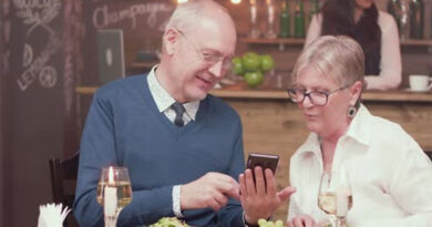 5 Ways for Seniors to Find Companionship