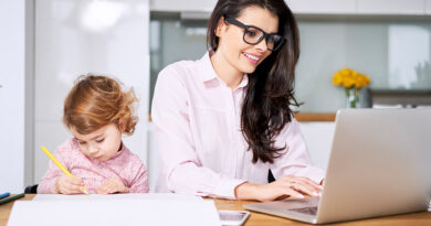 How to Earn Extra Income As a Busy Mom