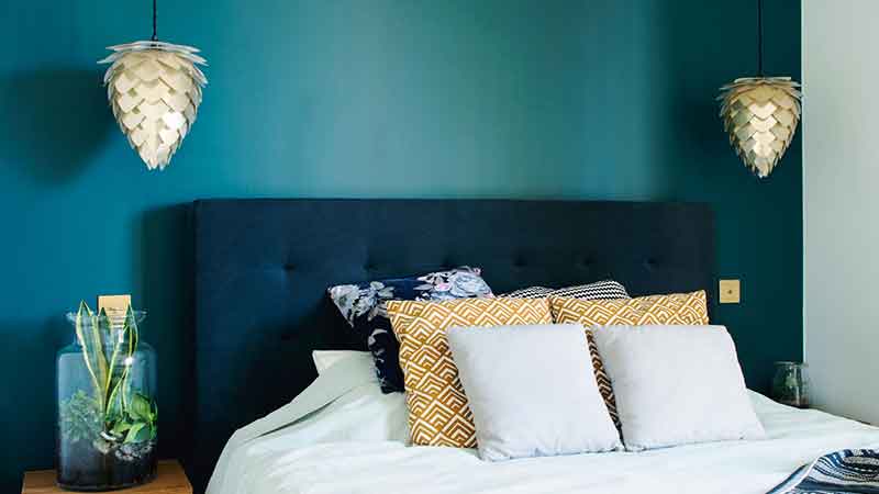 jewel tones bedroom walls