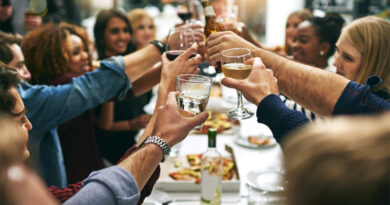 The Art of Hosting the Ultimate New Year’s Dinner: Ideas for an Unforgettable Celebration