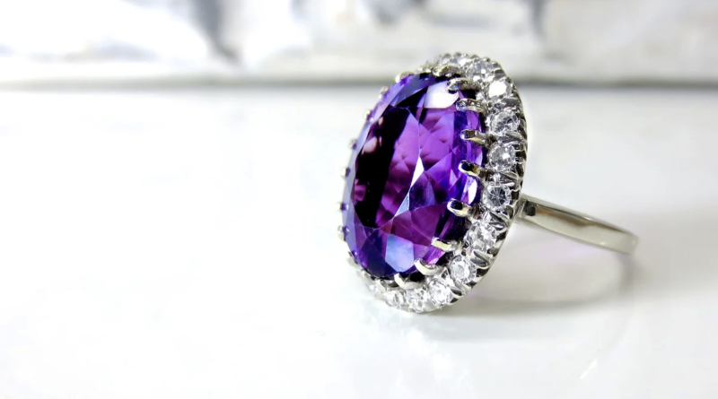 Gemstone Engagement Rings for the Authentic Bride