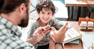 8 Ways Children Can Grow with Tutors