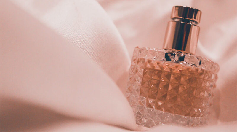 A guide to understanding perfume notes