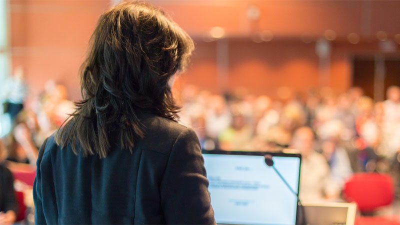 The Boss Lady’s Guide to Conferences & Networking Events