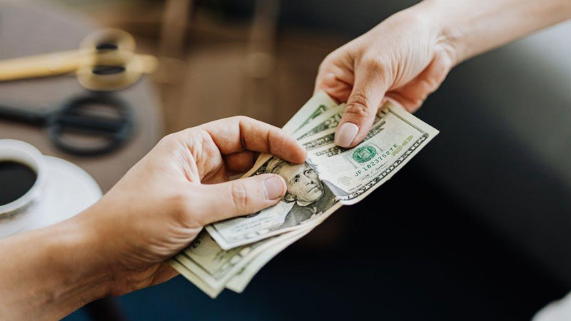 5 Tips to Live Frugally as an Entrepreneur