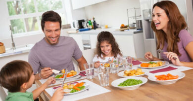 7 Ways to Make Your Kids Look Forward to Dinner