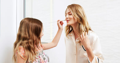 2021 Beauty Trends That Are Designed For Busy Moms