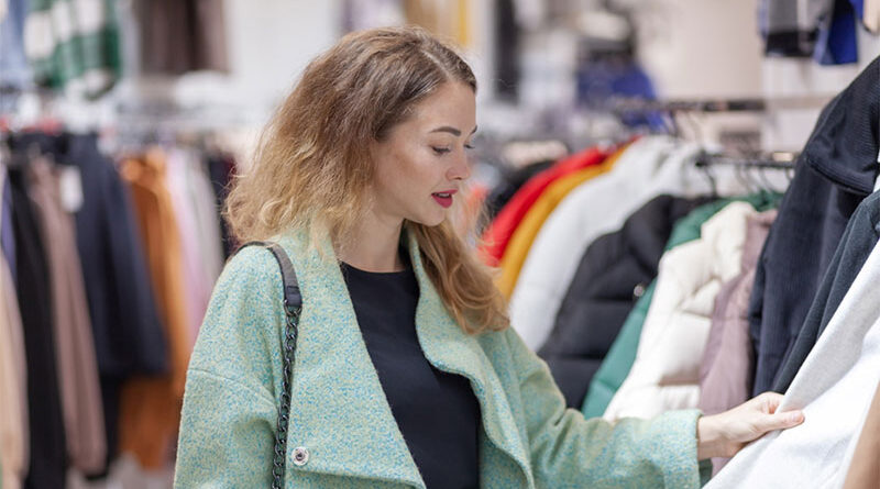 3 Reasons to Thrift for Clothing