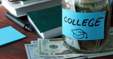 Nancy Etz Shares 5 Ways to Save Money While Going Back to School
