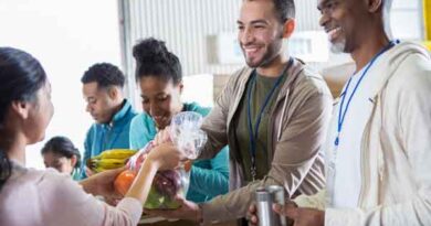 Ways to Give Back to Your Community This Year and Beyond