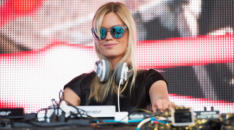 8 Great Careers Behind the Scenes in the Music Industry