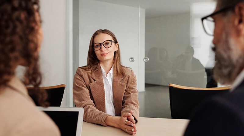 4 Ways for a Female CV to Stand Out