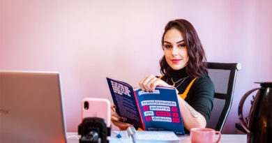 social media influencer