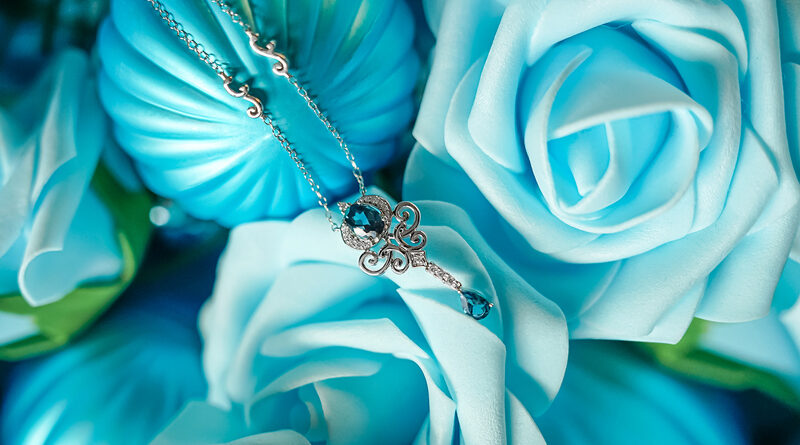 Top Diamond Necklaces for the Princess in You