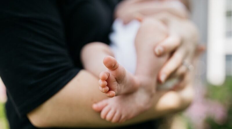 Breastfeeding Benefits for Moms