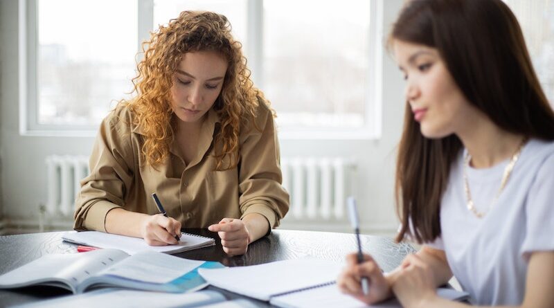 7 Ways to Be an A+ Essay Writer in College