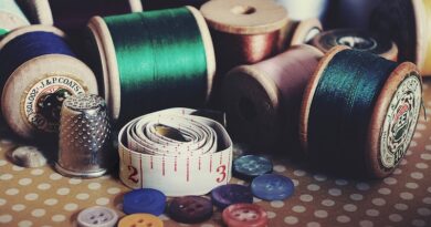 From Crafts to Insurance: 10 Money-Saving Tips for Frugal Women