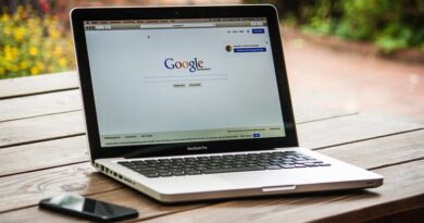 How to Pick a Good All-Round Laptop
