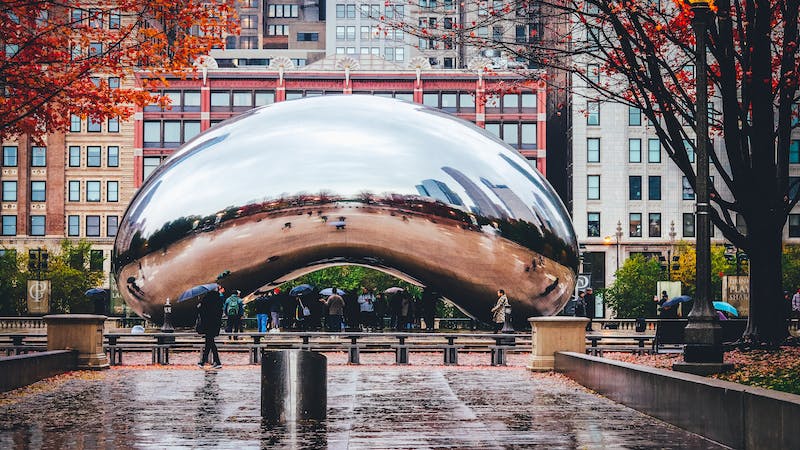 Your Ultimate Guide to Exploring Chicago Like a Local: Insider Tips Revealed