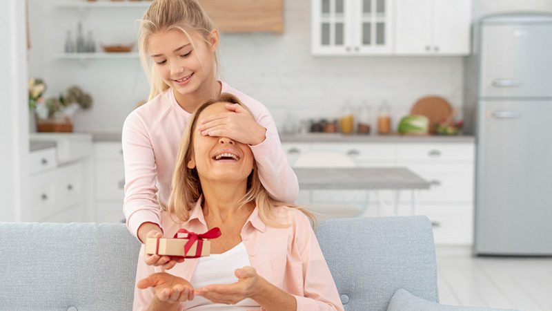 Mother’s Day Jewelry That Says “I Love You” Without Words